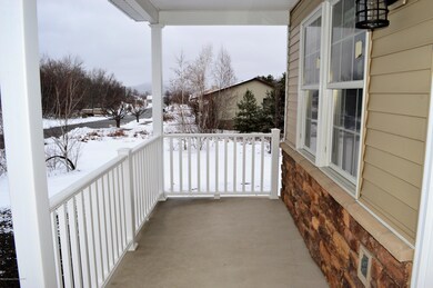 701 E Swinick Dr, Dunmore, PA 18512 - photo 2