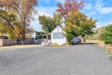 3-web-or-mls-2072-ne-fairview-ave