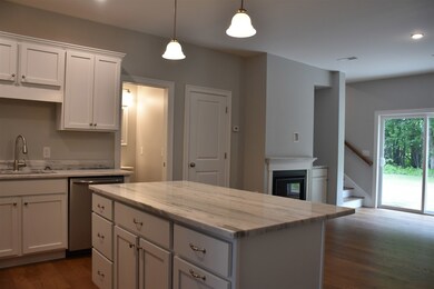 2 Cleveland Ave unit 2, Concord, NH 03301 - photo 4