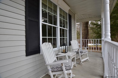 4 Settlers Ridge S, Ballston Spa, NY 12020 - photo 2