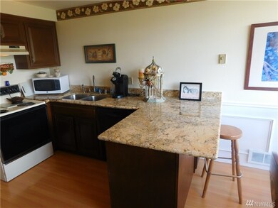555 Walnut St unit 8, Edmonds, WA 98020 - photo 7