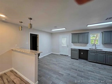 kitchen/dining