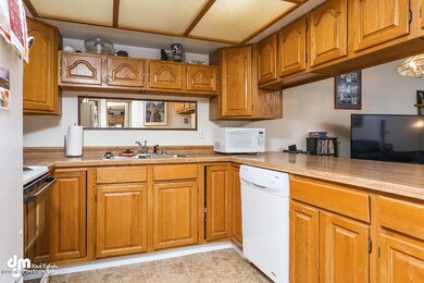 Kitchen 0026-SMALL