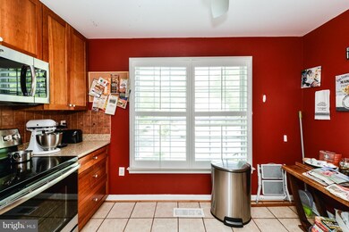 2414 Albot Rd, Reston, VA 20191 - photo 7