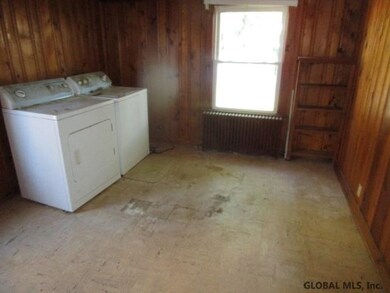 12 Swartson Ct, Albany, NY 12209 - photo 5