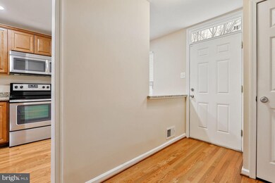 6772 Ducketts Ln, Elkridge, MD 21075 - photo 5
