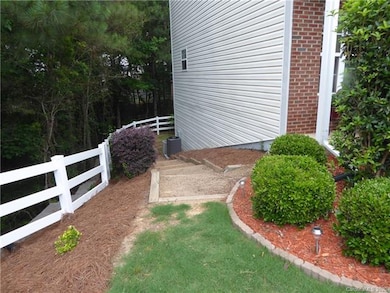 Side steps down to Rear Patio