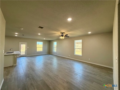 6905 Wizard Dr, Killeen, TX 76549 - photo 5