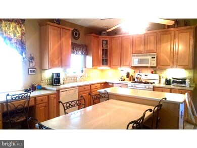 37 Mayfaire Cir, Westampton, NJ 08060 - photo 2