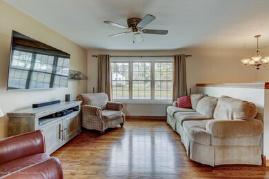 10 Salem Hill Road