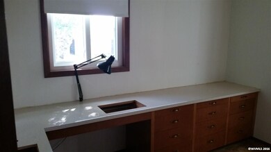 210 SE Lacreole Dr, Dallas, OR 97338 - photo 5