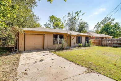 707 W Lone Star Ave, Cleburne, TX 76033 - photo 2