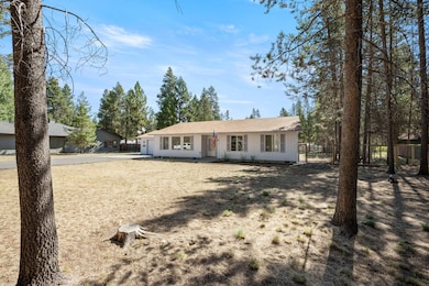 52466 Lost Ponderosa Rd, La Pine, OR 97739 - photo 5