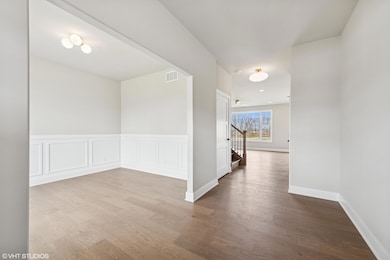 2903 Whispering Brook Ln, Valparaiso, IN 46385 - photo 4