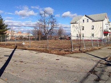 217 Rhodes St, Providence, RI 02905 - photo 4