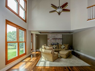 111 Christina Cir, Wheaton, IL 60189 - photo 5