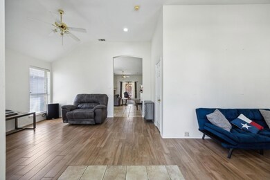 7216 Riverchase Trail, Denton, TX 76210 - photo 3