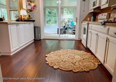 5B California Dr unit B, Whiting, NJ 08759 - photo 6