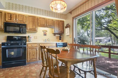 1304 Wilson Ave, Wheaton, IL 60189 - photo 4