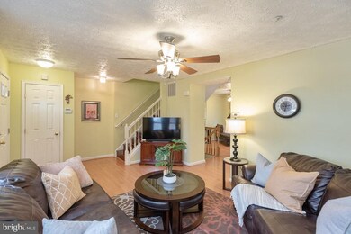 9807 Bale Ct, Owings Mills, MD 21117 - photo 4