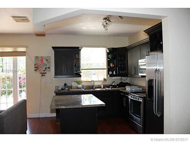 11408 NW 43 Te, Doral, FL 33178 - photo 4