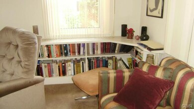 3044 W Greenleaf St, Allentown, PA 18104 - photo 3