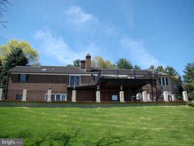 8307 Brookmere Blvd, Frederick, MD 21702 - photo 2