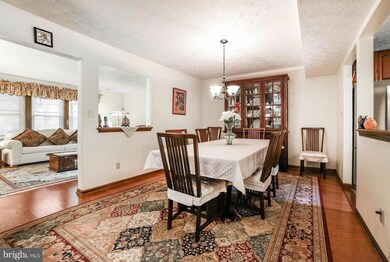 23172 Falling Leaf Ln, California, MD 20619 - photo 5