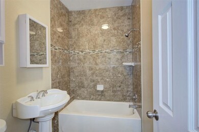 9606 Maxroy St, Houston, TX 77088 - photo 4