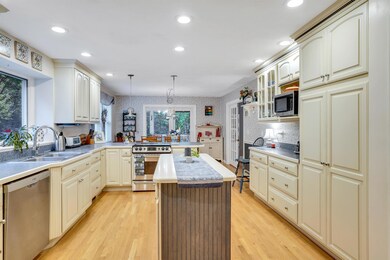 78 Grafton Dr, Bedford, NH 03110 - photo 7