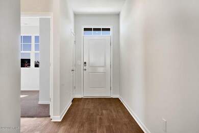 9602LargeOakCourt-03