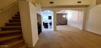 Front entryway dining kitchen_Minton