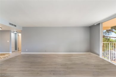 Marie Antoinette Condominiums unit 409, Las Vegas, NV 89169 - photo 6