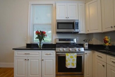 32 W Green St unit 1, Lynn, MA 01902 - photo 3