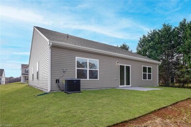 208 Dixieland Ct, King, NC 27021 - photo 3