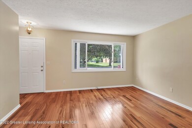 07-920-Bretton-Rd-WindowStill-Real-Estat