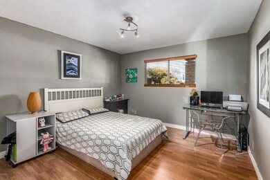 2553 W EL ALBA BED 1
