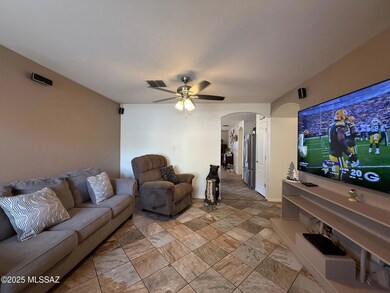 9968 E Country Shadows Dr, Tucson, AZ 85748 - photo 5