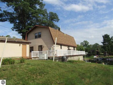 1586 N Ogemaw Trail, West Branch, MI 48661 - photo 2