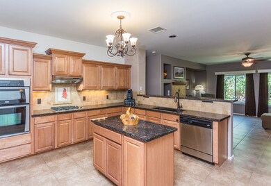 006_Kitchen