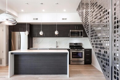 15 E Kensington Ave V Salt-007-015-E Ken