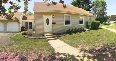 Front of House 3