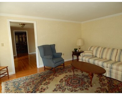 31 Winterberry Dr, Franklin, MA 02038 - photo 4