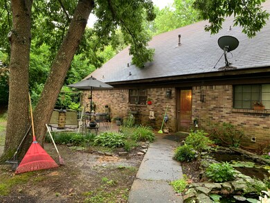 14D7B911-331D-4733-BA38-4B87A92F11CC