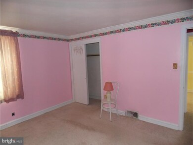 1812 Carson Dr, Norristown, PA 19403 - photo 7