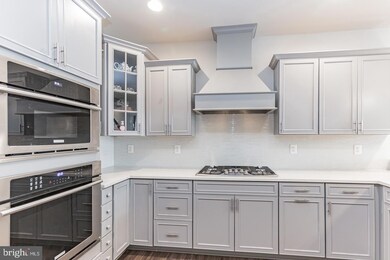 7509 Crowley St unit B, Hanover, MD 21076 - photo 4