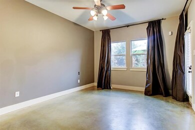 708 E 20th St, Houston, TX 77008 - photo 3