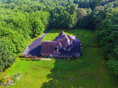 210 Husson Rd, Milford, PA 18337 - photo 2