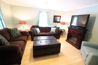 124 Paradise Rd, North Woodstock, NH 03262 - photo 2