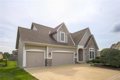 6045 Longview Rd, Shawnee, KS 66218 - photo 2